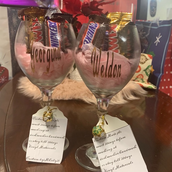 Custom gifts and souvenirs - Picture 15 of 16